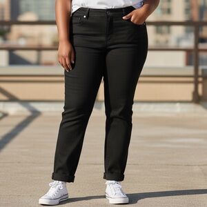 313. Chaps Women's Black Straight Leg Jeans